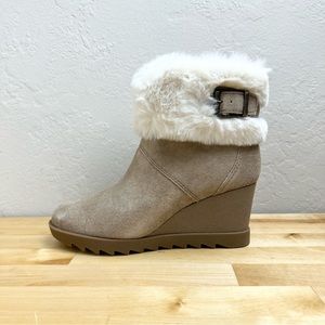 NEW NIB Koolaburra by Ugg Elladine Suede Leather Wedge Booties Women's US Size 5